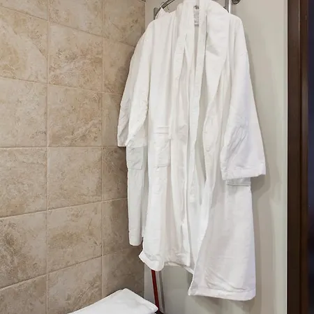 Isskirtines Prabangos Apartamentai Su Jacuzzi Ir Sauna