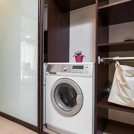 Isskirtines Prabangos Apartamentai Su Jacuzzi Ir Sauna Apartment *
